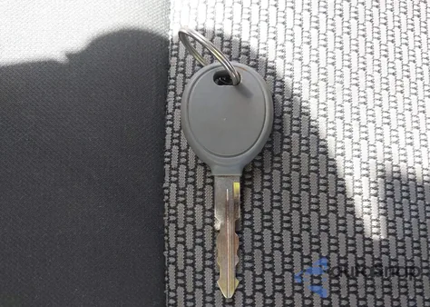 2008 Jeep Compass Sport from USA, damaged, VIN 1J8FT47W08D785281